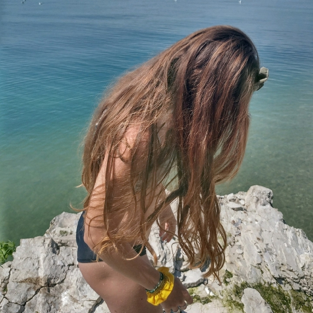 Meet your Posher, Claire